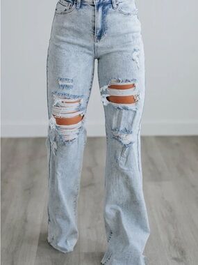 Light Blue Distressed Wide-Leg Women's Jeans